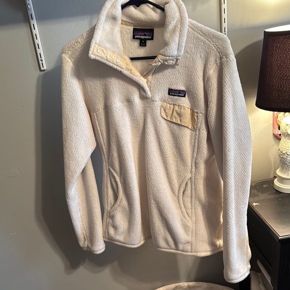 Patagonia Jackets & Blazers - Patagonia Cream Fleece Pullover